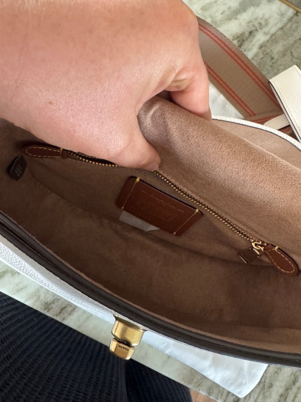 Coach willow saddle bag pebbled leather with extra logo strap - Picture 6 of 6